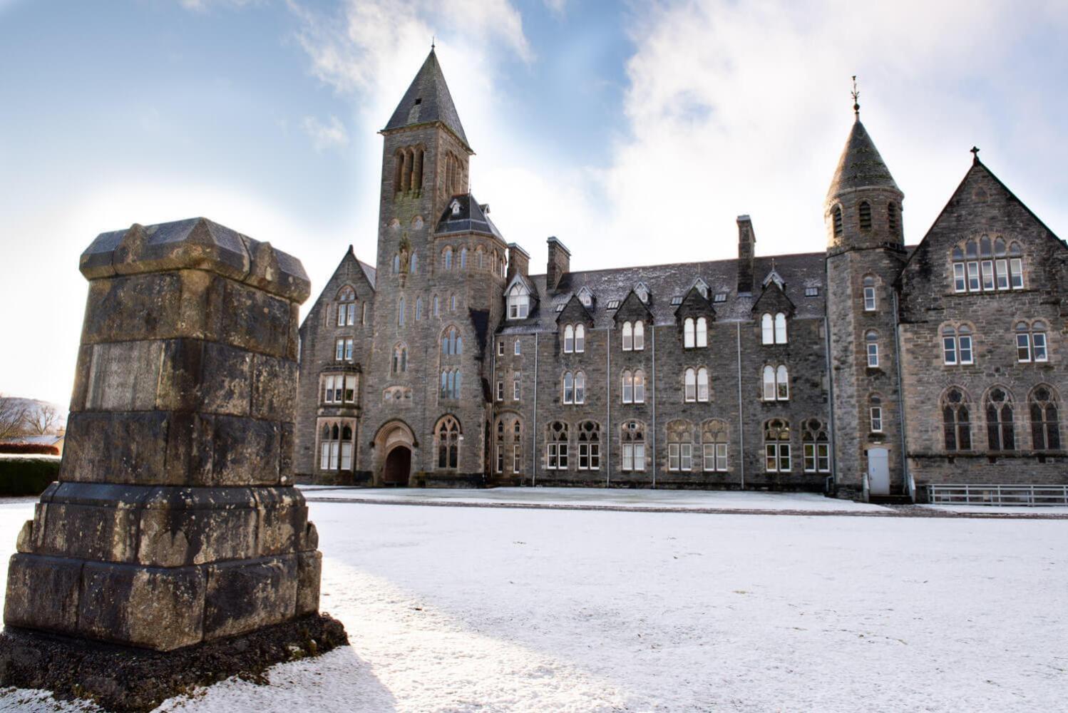 Boys Dormitory Fort Augustus Exterior photo